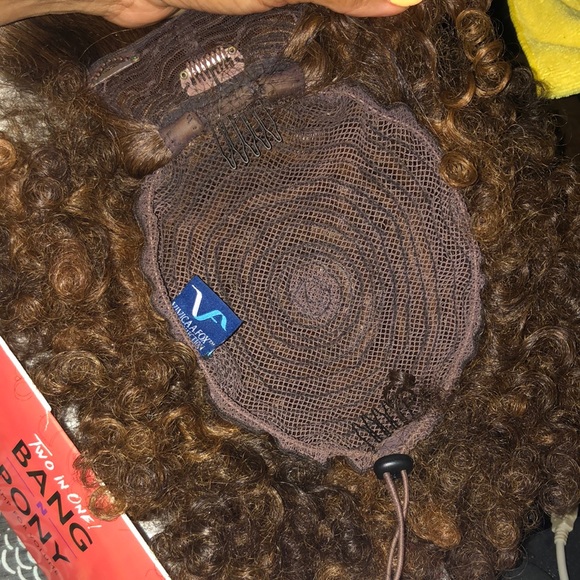 VIVICA A. FOX Bang ‘n Pony wig - Picture 6 of 11